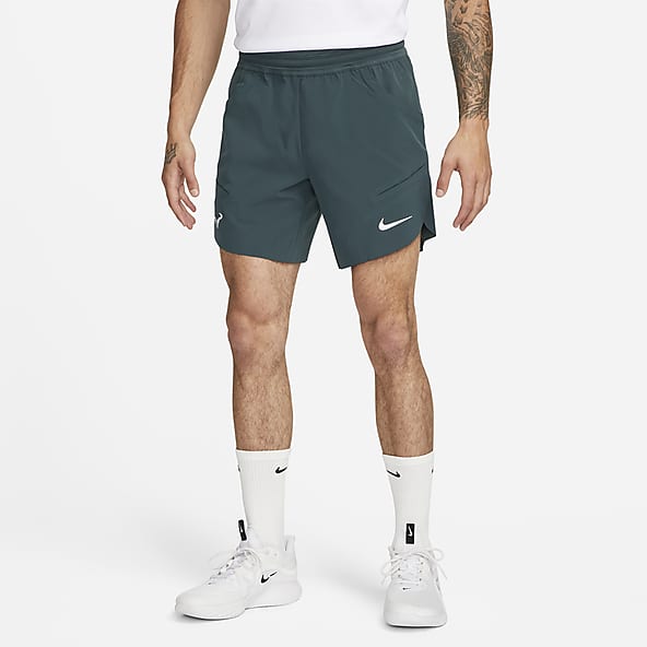 Tennis Clothing & Outfits. Nike UK