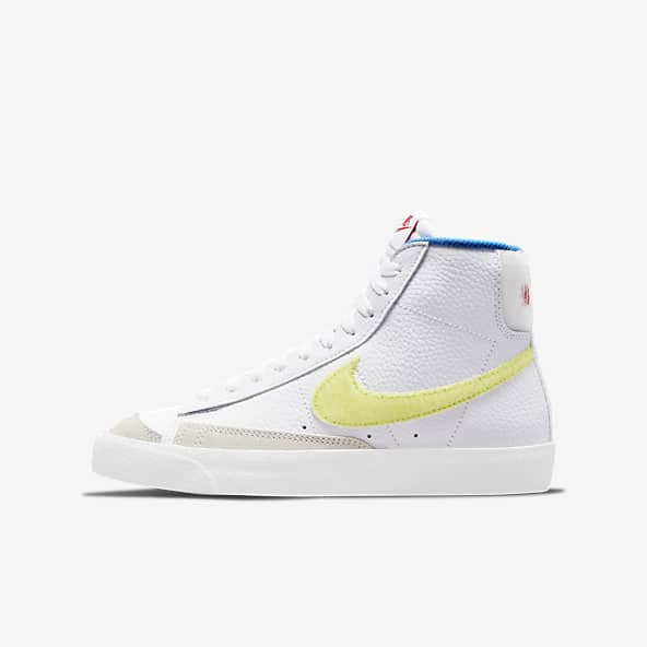 nike shoes for girls on sale