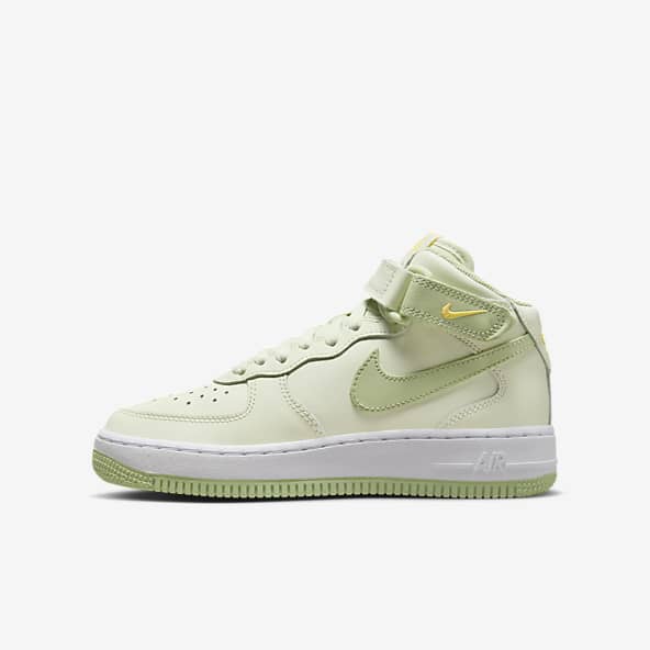 Nike Air Force 1 '07 Lv8 Mid Sneakers in Green for Men
