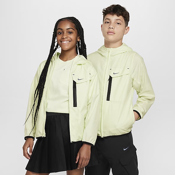 Girls Outerwear Windbreakers. Nike PH