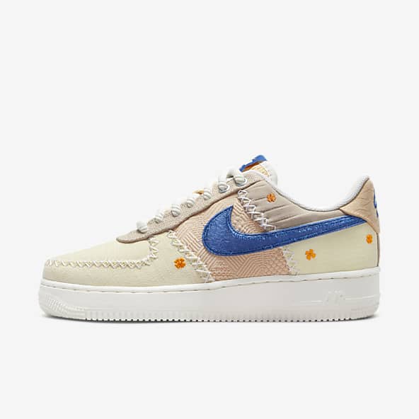 Womens Air Force 1 Shoes. 