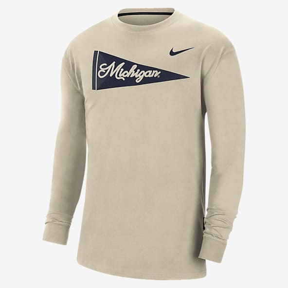 Football At Least 20 Sustainable Material Sweatshirts. Nike
