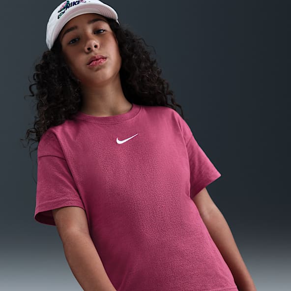 Nike Sportswear Essential Big Kids' (Girls') T-Shirt