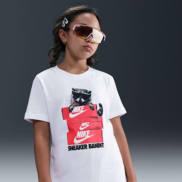 Nike Sportswear Big Kids' T-Shirt
