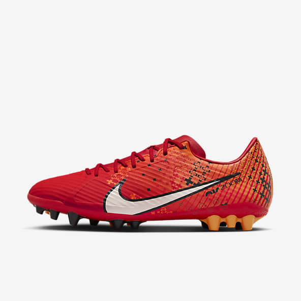 Red Cleats. Nike.com
