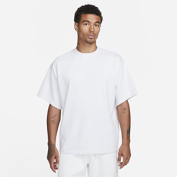 https://static.nike.com/a/images/c_limit,w_592,f_auto/t_product_v1/ef03b38d-32d0-46a9-abb5-9f851d293155/solo-swoosh-short-sleeve-heavyweight-top-Vx63jh.png