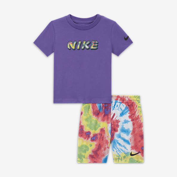 NikeNike Sportswear Baby (12-24M) T-Shirt and Shorts Set