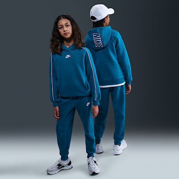 Nike Sportswear Club Fleece Kapucnis tréningruha nagyobb gyerekeknek