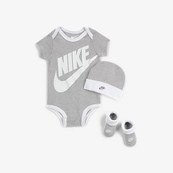 NikeNike Baby (6-12M) Bodysuit, Hat and Booties Box Set