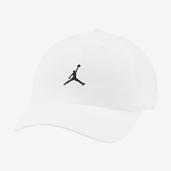 Gorras, y bandas Jordan. Nike