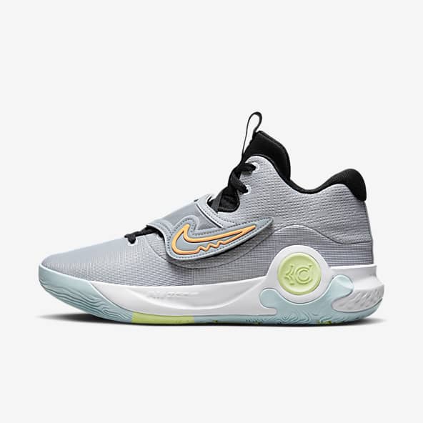 Basketball Shoes. Nike VN