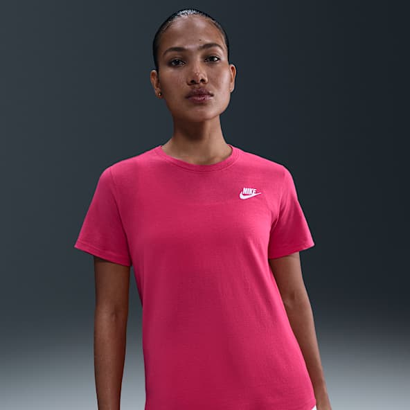 Nike Sportswear Club Essentials Women's T-Shirt