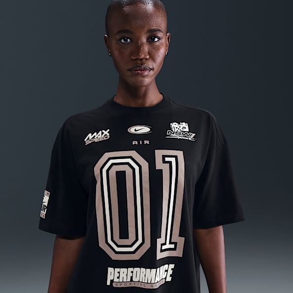 Nike Sportswear Essentials Nike Sportswear Essentials Playera oversized para mujer