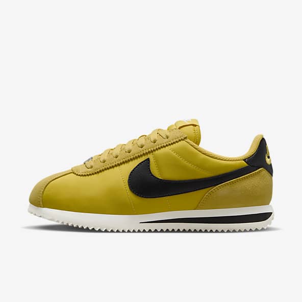 Nike: Yellow Shoes now up to −60%