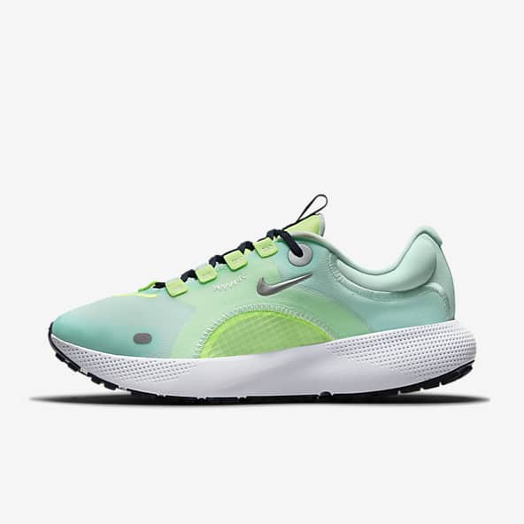 nike low top shoes womens
