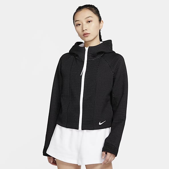 all white nike tech sweatsuit