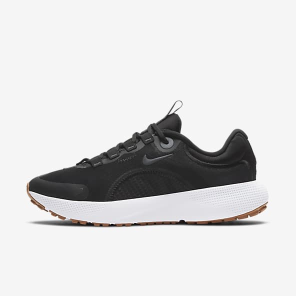 womens black nike walking shoes