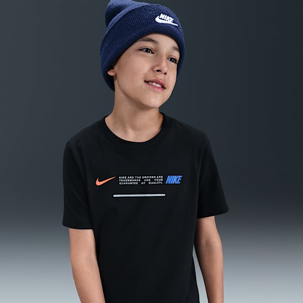 Nike Sportswear Older Kids' T-Shirt