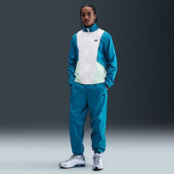 Nike Club Men's Woven Tracksuit