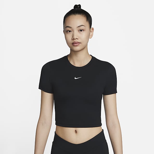 Nike Sportswear Essential 女款合身短版 T 恤