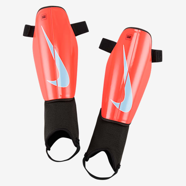 Nike Charge Football Shinguards
