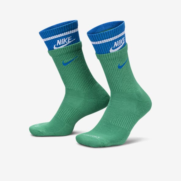 Green Socks. Nike IL