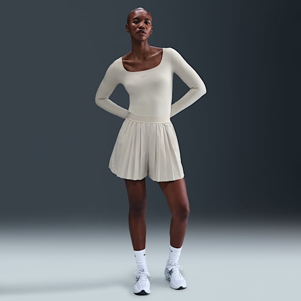 Nike 24.7 PerfectStretch Women's Dri-FIT High-Waisted Loose Pleated Skort