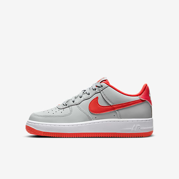 Grey Air Force 1 Shoes. Nike.com