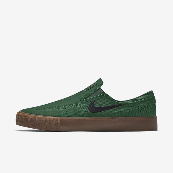 green nike shoes mens