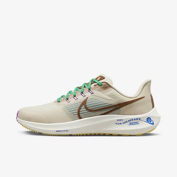 running. Nike ES