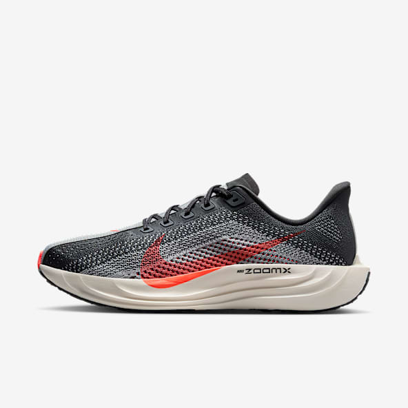 Nike Pegasus Plus Erkek Yol Koşu Ayakkabısı