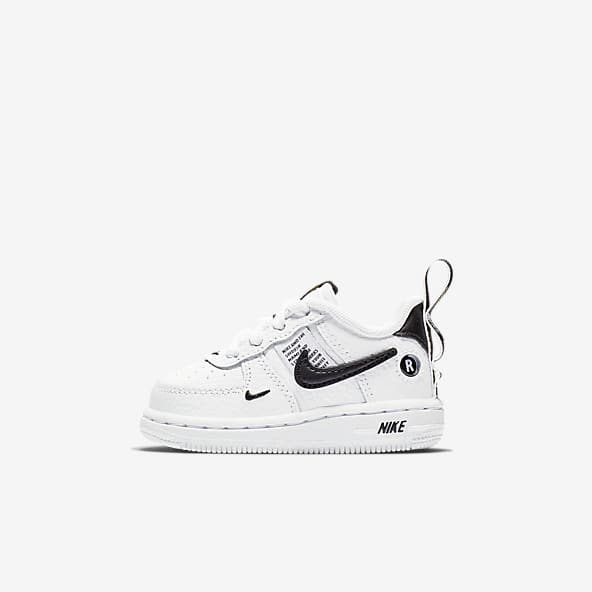 Kids Air Force 1 Shoes. Nike.com تلفزيون  سمارت