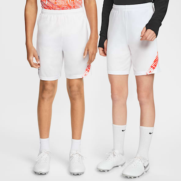 Erkek Cocuk Sortlar Nike Tr