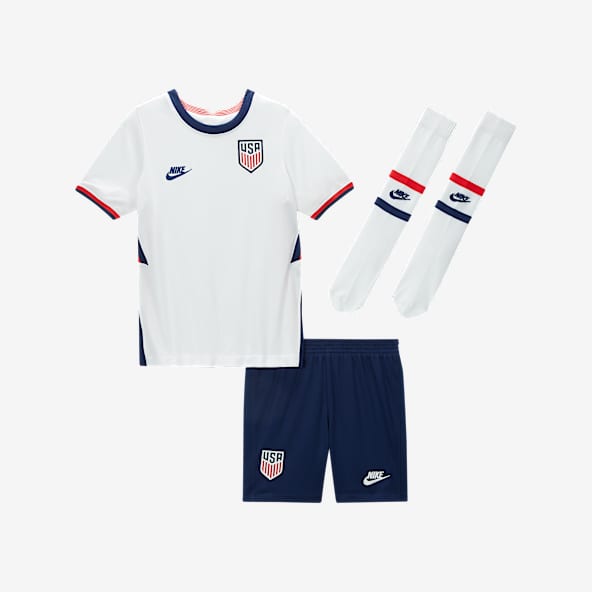 nike soccer outfits