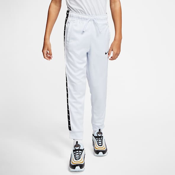 nike joggers me