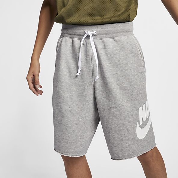 Men's Lifestyle Shorts. Nike GB