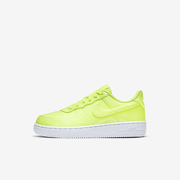 yellow nike girl shoes
