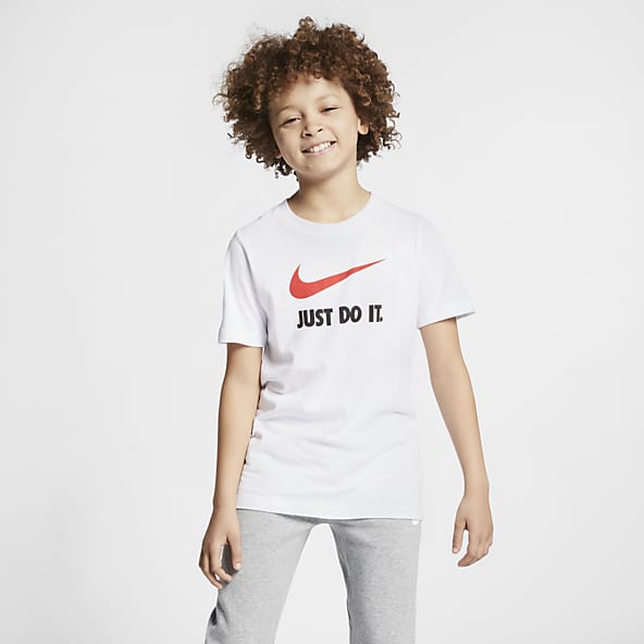 nike sportswear t shirt white