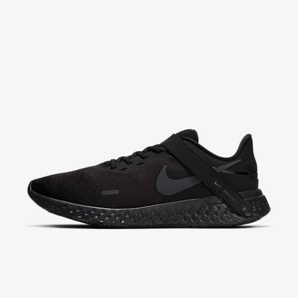 black shoes sports nike