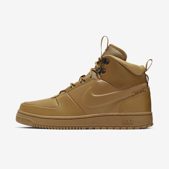 nike company boot