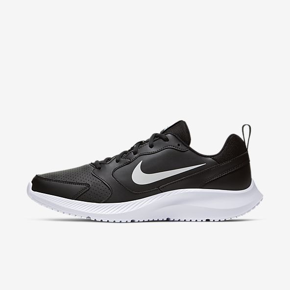 Shoes. Nike EG