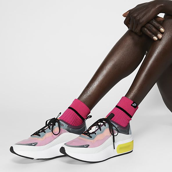 nike socks with sneakers