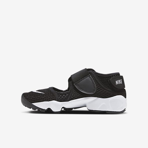 nike youth velcro sneakers