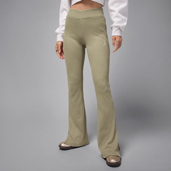 Jordan Brooklyn Essentials Leggings mit mittelhohem Bund und ausgestelltem Bein (Damen)