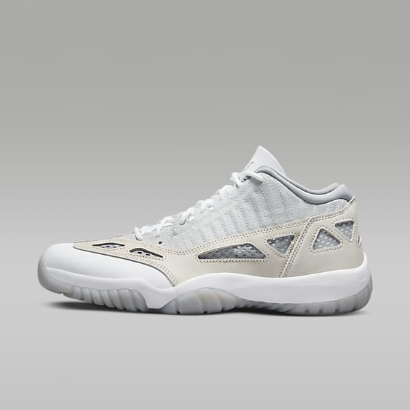 Jordan 11 schoenen. Nike NL