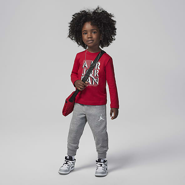  NIKE Baby Boys Hoodie and Joggers 2-Piece Outfit Set,  Black/Red, 12M: Clothing, Shoes & Jewelry