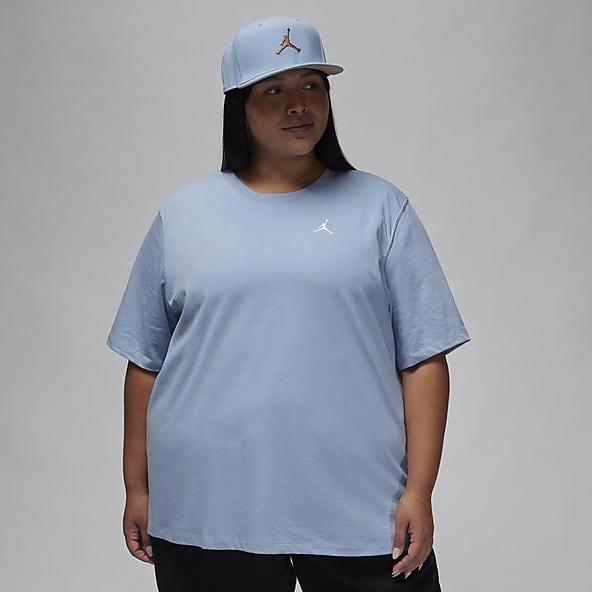 Plus Size Lifestyle Tops & T-Shirts. Nike CA