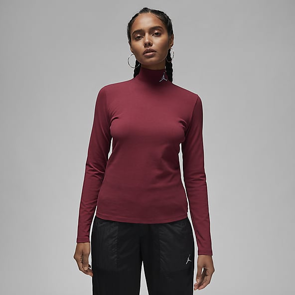Burgundy nike shirt womens deals