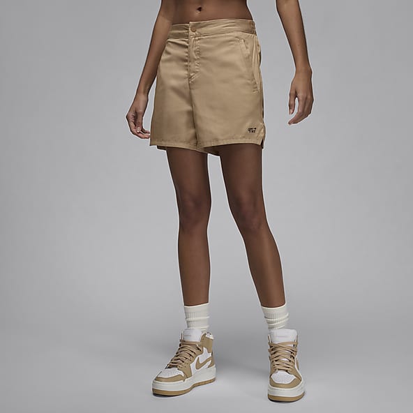 Brown Shorts. Nike CA
