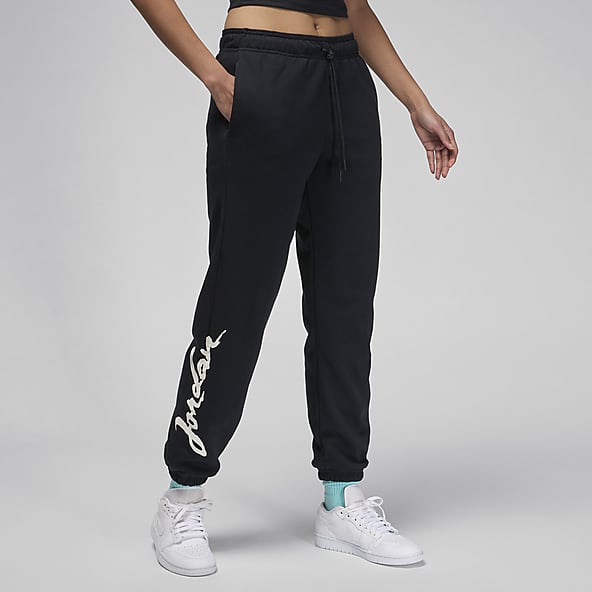 NIKE Women's Nike Sportswear Essential Fleece Jogger Pants